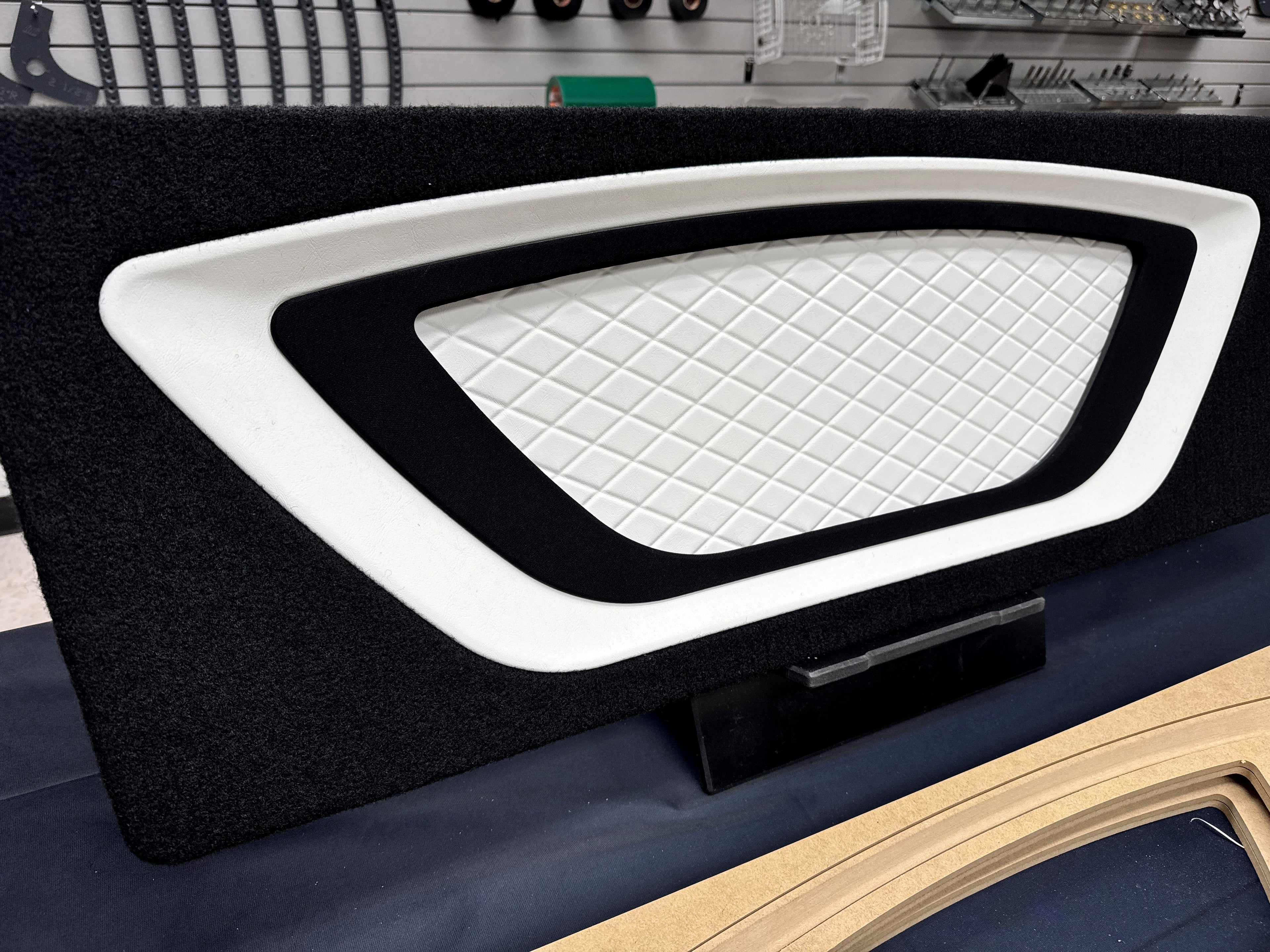 Shadow 3D   Grille Panel System