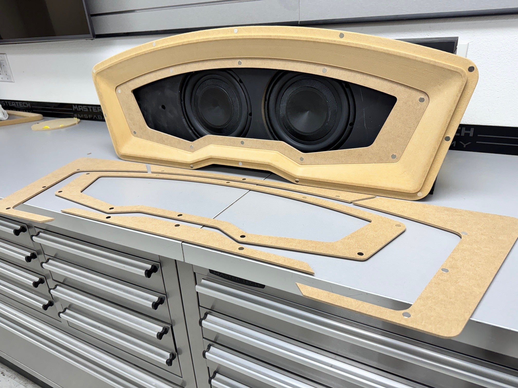 GT 3D   Grille Panel System